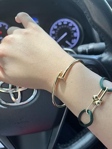 Bilərzik, Cartier, Sarı qızıl, 750 Əyar lalafo.az -da Bilərzik, Cartier, Sarı qızıl, 750 Əyar