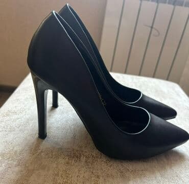 Qadın klassik tufli - Rəng: qara - Model: sivri burun, qapalı lalafo.az -da Qadın klassik tufli - Rəng: qara - Model: sivri burun, qapalı