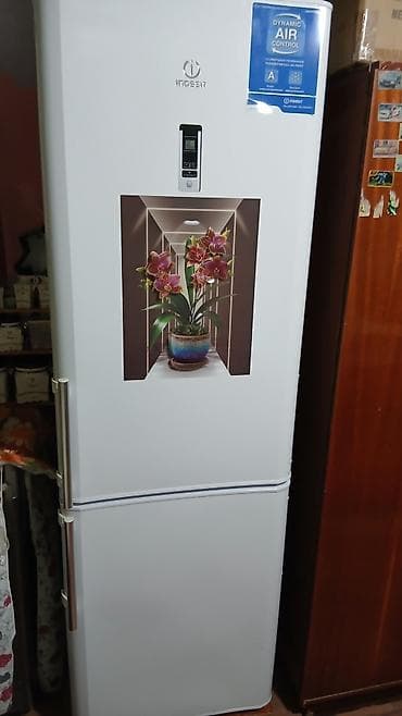 Indesit soyuducusu hec bir problemi yoxdur köcur təcili satilir az lalafo.az -da Indesit soyuducusu hec bir problemi yoxdur köcur təcili satilir az