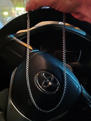 Qolbaq 24 qram 100 manat.qirigi yoxdur. qolbaq əl işidir 17 qram 70 lalafo.az -da Qolbaq 24 qram 100 manat.qirigi yoxdur. qolbaq əl işidir 17 qram 70