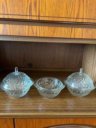 Xrustal qablar keçmişindir, Rusiya istehsalıdır. Hamısı birlikdə 10 lalafo.az -da Xrustal qablar keçmişindir, Rusiya istehsalıdır. Hamısı birlikdə 10