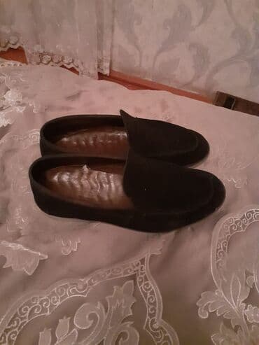 Ölçü: 40, rəng - Qara, İşlənmiş lalafo.az -da Ölçü: 40, rəng - Qara, İşlənmiş