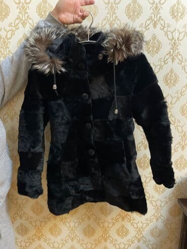 Turkiyeden alinib 2 defe geyinilib seliqelidi temiz deridi mexi lalafo.az -da Turkiyeden alinib 2 defe geyinilib seliqelidi temiz deridi mexi