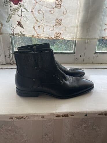 Qara rəngli kişilər üçün dəri botlar PAYIZ AYAQQABISI ANALOQU lalafo.az -da Qara rəngli kişilər üçün dəri botlar PAYIZ AYAQQABISI ANALOQU
