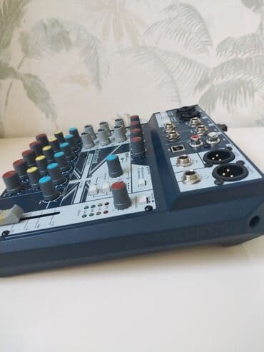 Soundcraft Notepad-8FX – 8 kanallı kompakt mikser və 2-in/2-out USB lalafo.az -da Soundcraft Notepad-8FX – 8 kanallı kompakt mikser və 2-in/2-out USB