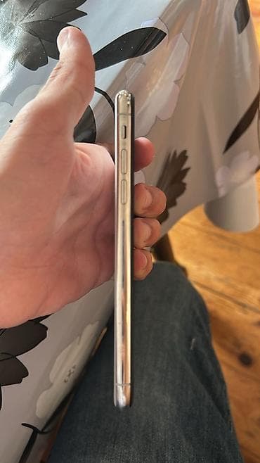 IPhone X, Gümüşü lalafo.az -da IPhone X, Gümüşü