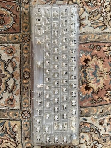 Şəffaf korpuslu mexaniki klaviatura – NOS C450 Xüsusiyyətlər: - lalafo.az -da Şəffaf korpuslu mexaniki klaviatura – NOS C450 Xüsusiyyətlər: -