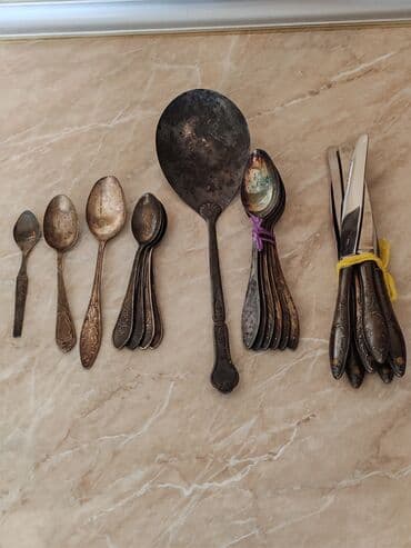 Melxior qasiqlar. 67 ilin. Temiz melxior. Yekə plov qaşığı 11 manat lalafo.az -da Melxior qasiqlar. 67 ilin. Temiz melxior. Yekə plov qaşığı 11 manat