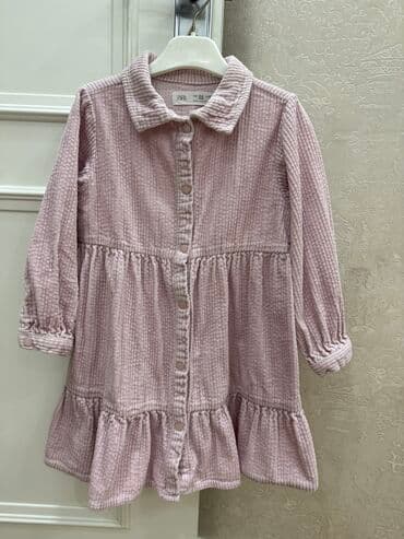 Zara kids paltar. temiz seliqeli veziyetdedir. 3-4 yaşa uygun lalafo.az -da Zara kids paltar. temiz seliqeli veziyetdedir. 3-4 yaşa uygun