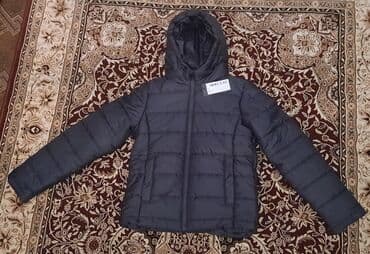 XS bədən qara rəngli balonka. Etiketi üzərindədir. İstifadə olunmayıb lalafo.az -da XS bədən qara rəngli balonka. Etiketi üzərindədir. İstifadə olunmayıb