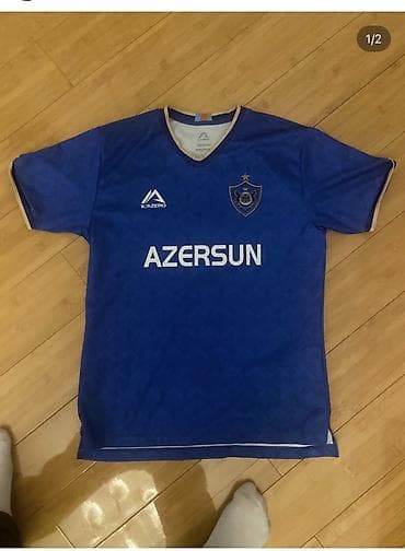 Qarabağ FK futbol köynəyi - Rəng: tünd mavi, qızılı-boz haşiyələr - lalafo.az -da Qarabağ FK futbol köynəyi - Rəng: tünd mavi, qızılı-boz haşiyələr -