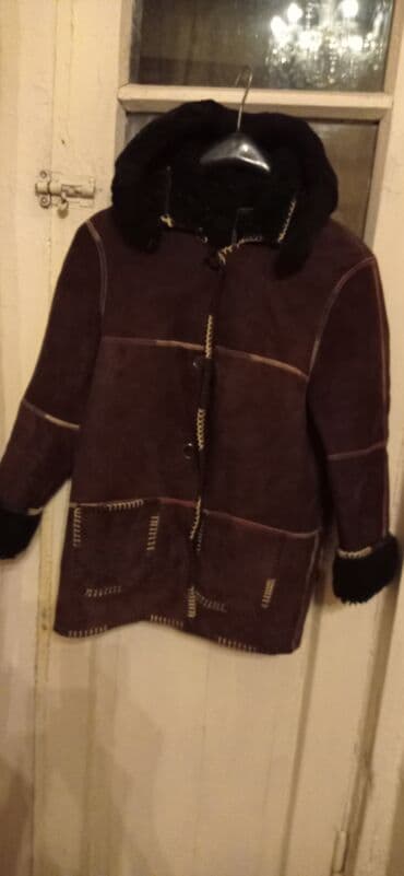 Təmiz dublonka giz usagi üçün az geyinilib səliqəli galib lalafo.az -da Təmiz dublonka giz usagi üçün az geyinilib səliqəli galib