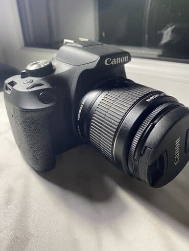 Canon EOS 2000D DSLR fotoaparat + Canon EF‑S 18‑55mm f/3.5‑5.6 IS II lalafo.az -da Canon EOS 2000D DSLR fotoaparat + Canon EF‑S 18‑55mm f/3.5‑5.6 IS II