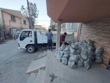 Xidmət: Özüyükləyən/özüboşaldan kiçik yük maşını ilə daşınma Təsvir lalafo.az -da Xidmət: Özüyükləyən/özüboşaldan kiçik yük maşını ilə daşınma Təsvir