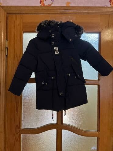 Uşaq üçün qış parkası - Rəng: tünd göy/qaraya yaxın - Model lalafo.az -da Uşaq üçün qış parkası - Rəng: tünd göy/qaraya yaxın - Model