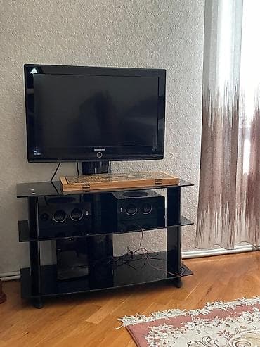 Düz TV altlığı, Polkalı, Şüşəli lalafo.az -da Düz TV altlığı, Polkalı, Şüşəli