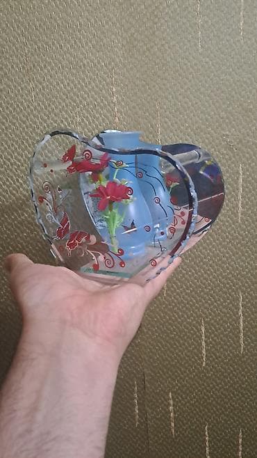 Bir vaza lalafo.az -da Bir vaza