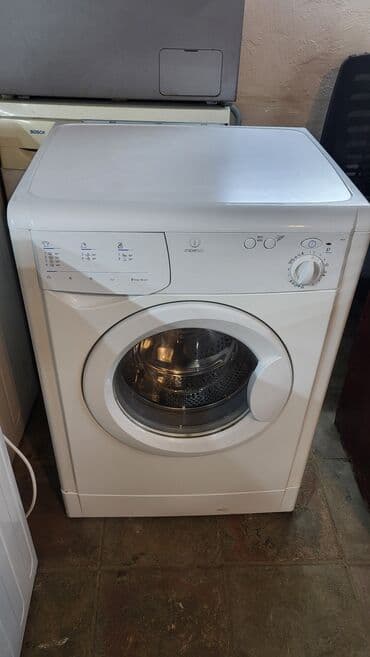 Paltaryuyan maşın Indesit, 7 kq, İşlənmiş, Avtomat, Qurutmasız lalafo.az -da Paltaryuyan maşın Indesit, 7 kq, İşlənmiş, Avtomat, Qurutmasız