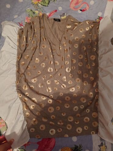 Magazadan geyinilib cixilib Vso 48 razmer tecili pul lazım olduguycub lalafo.az -da Magazadan geyinilib cixilib Vso 48 razmer tecili pul lazım olduguycub