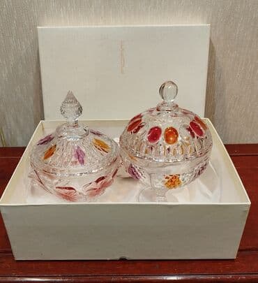 Şirniyyat qabları dəsti – kəsimli şüşə, rəngli dekorlu - 2 ədəd lalafo.az -da Şirniyyat qabları dəsti – kəsimli şüşə, rəngli dekorlu - 2 ədəd