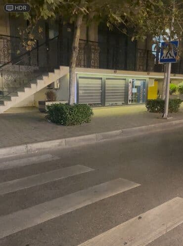 Otel və hostellər: Nəsimidə Azadlıq rezidensin binasında yol qırağında yerləşən lalafo.az -da — 9 Otel və hostellər: Nəsimidə Azadlıq rezidensin binasında yol qırağında yerləşən — 9