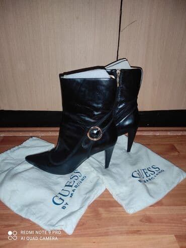 Guess, Ölçü: 39, rəng - Qara, İşlənmiş lalafo.az -da Guess, Ölçü: 39, rəng - Qara, İşlənmiş