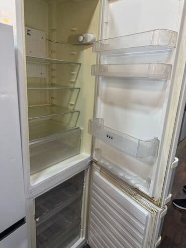 İşlənmiş 2 qapılı Whirlpool Soyuducu Satılır, rəng - Ağ lalafo.az -da — 2 İşlənmiş 2 qapılı Whirlpool Soyuducu Satılır, rəng - Ağ — 2