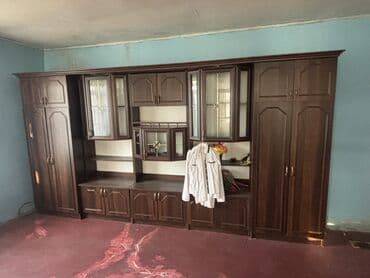 Qonaq otağı üçün iri divar qarnituru - Rəng: tünd qəhvəyi, klassik lalafo.az -da Qonaq otağı üçün iri divar qarnituru - Rəng: tünd qəhvəyi, klassik