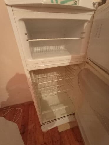 İki bölməli məişət soyuducusu - Üst bölmə: dondurucu, bir ədəd lalafo.az -da İki bölməli məişət soyuducusu - Üst bölmə: dondurucu, bir ədəd