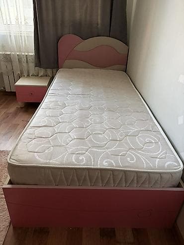 Oğlan və qız üçün, İşlənmiş, Çarpayı, Bazasız, Matras ilə, Siyirməsiz lalafo.az -da Oğlan və qız üçün, İşlənmiş, Çarpayı, Bazasız, Matras ilə, Siyirməsiz