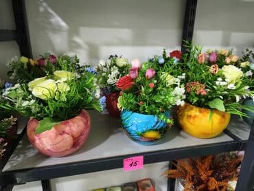 Rəngarəng dekorativ süni gül kompozisiyaları – şüşə/keramika tipli lalafo.az -da Rəngarəng dekorativ süni gül kompozisiyaları – şüşə/keramika tipli