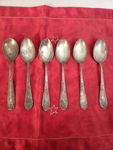 Kolleksiya üçün köhnə metal qaşıqlar dəsti - Müxtəlif ölçülərdə bir lalafo.az -da Kolleksiya üçün köhnə metal qaşıqlar dəsti - Müxtəlif ölçülərdə bir