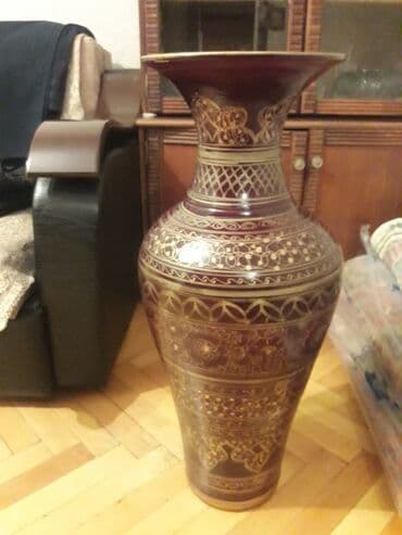 Böyük dekorativ vaza - Material: keramika/gildən hazırlanmış, cilalı lalafo.az -da Böyük dekorativ vaza - Material: keramika/gildən hazırlanmış, cilalı