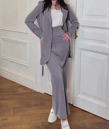 Yenidir geyinilməyib,dəst geyimdir,ölçü s,şəkildə necə var elədi lalafo.az -da Yenidir geyinilməyib,dəst geyimdir,ölçü s,şəkildə necə var elədi