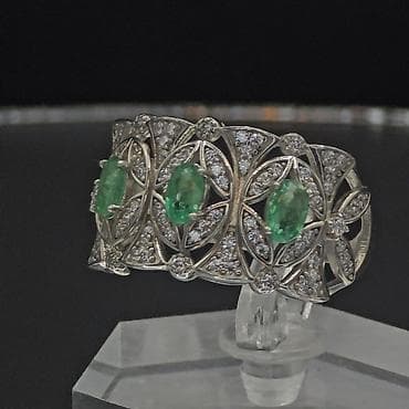 Üzük, Gümüş, Zümrüd lalafo.az -da Üzük, Gümüş, Zümrüd