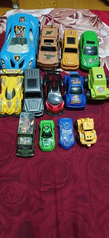 Uşaq oyuncaqları – kiçik maşın kolleksiyası - Ümumi say: 14 ədəd - lalafo.az -da Uşaq oyuncaqları – kiçik maşın kolleksiyası - Ümumi say: 14 ədəd -