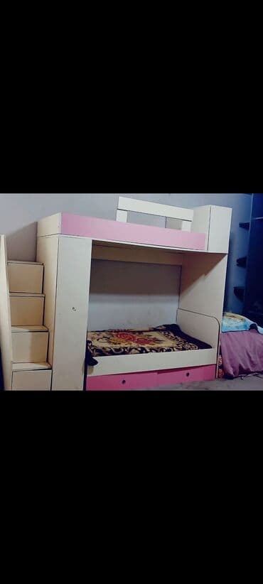 Qız üçün, İşlənmiş, Çarpayı, Matras ilə, Siyirməli lalafo.az -da Qız üçün, İşlənmiş, Çarpayı, Matras ilə, Siyirməli