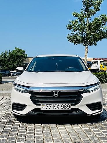 Honda Insight sedan – ağ rəng, hibrid (benzin-elektrik) güc aqreqatı lalafo.az -da Honda Insight sedan – ağ rəng, hibrid (benzin-elektrik) güc aqreqatı