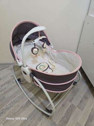 Oğlan və qız üçün, İşlənmiş, Dördbucaq, Beşik, Dəstsiz, Matrassız, Yellənmə mexanizm ilə lalafo.az -da Oğlan və qız üçün, İşlənmiş, Dördbucaq, Beşik, Dəstsiz, Matrassız, Yellənmə mexanizm ilə