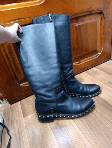 Çəkmə, Ölçü: 38, rəng - Qara, İşlənmiş lalafo.az -da Çəkmə, Ölçü: 38, rəng - Qara, İşlənmiş