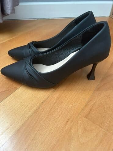 Tuflilər, Ölçü: 36, rəng - Qara, Yeni lalafo.az -da Tuflilər, Ölçü: 36, rəng - Qara, Yeni