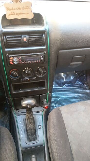 Opel Astra: 1.6 l | 1998 il Hetçbek lalafo.az -da Opel Astra: 1.6 l | 1998 il Hetçbek