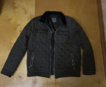 Kişi üçün quilted (romb tikişli) gödəkçə - Rəng: tünd yaşıl/qara lalafo.az -da Kişi üçün quilted (romb tikişli) gödəkçə - Rəng: tünd yaşıl/qara