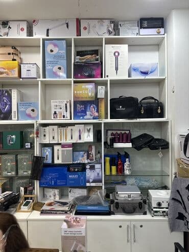 Peşəkar saç və gözəllik avadanlıqları və kosmetika məhsulları Məhsul lalafo.az -da Peşəkar saç və gözəllik avadanlıqları və kosmetika məhsulları Məhsul