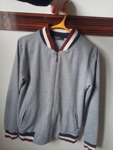 Məktəbli forması, Qız üçün, 12 - 14 yaş, İşlənmiş lalafo.az -da Məktəbli forması, Qız üçün, 12 - 14 yaş, İşlənmiş