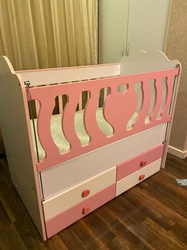 Oğlan və qız üçün, Dördbucaq, Beşik, Dəstsiz, Matras ilə, Yellənmə mexanizm ilə lalafo.az -da Oğlan və qız üçün, Dördbucaq, Beşik, Dəstsiz, Matras ilə, Yellənmə mexanizm ilə