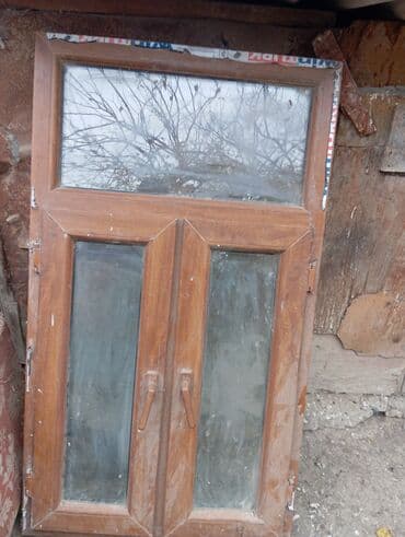 Ağac teksturalı qəhvəyi rəngdə PVC pəncərə bloku. - Üst hissədə sabit lalafo.az -da — 2 Ağac teksturalı qəhvəyi rəngdə PVC pəncərə bloku. - Üst hissədə sabit — 2