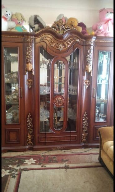 Şüşəli dolab vitrini lalafo.az -da Şüşəli dolab vitrini