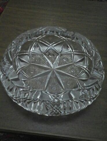 Qədimi xrustal Cexoslavakiyanin. kulqabisi lalafo.az -da Qədimi xrustal Cexoslavakiyanin. kulqabisi