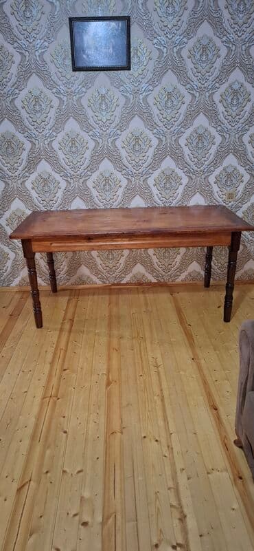 Qonaq masası, İşlənmiş, Açılmayan, Taxta, Dördbucaq masa lalafo.az -da Qonaq masası, İşlənmiş, Açılmayan, Taxta, Dördbucaq masa